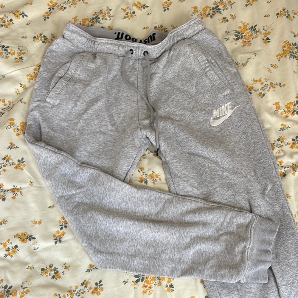 Nike Gray Sweatpants Relaxed Fit Joggers